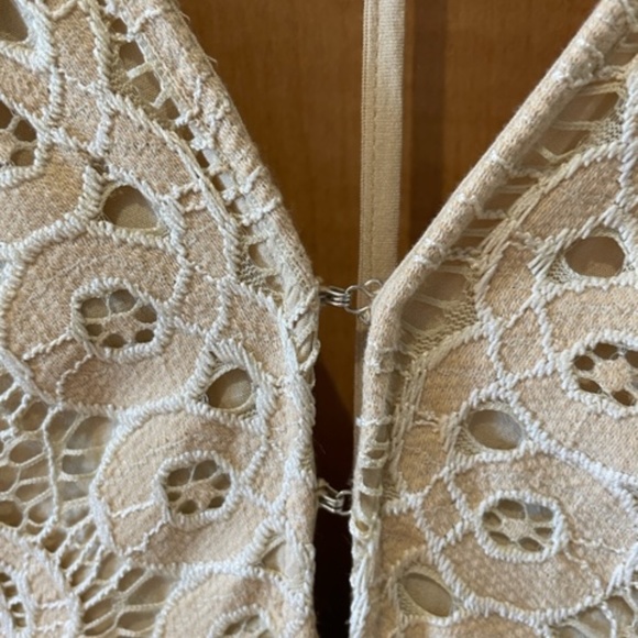 Free People lace dress - size 4 - Picture 3 of 7